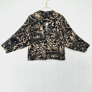 Winsome Rayon Floral Black/Tan Long Sleeve V-Neck Long Sleeve Blouse P3463